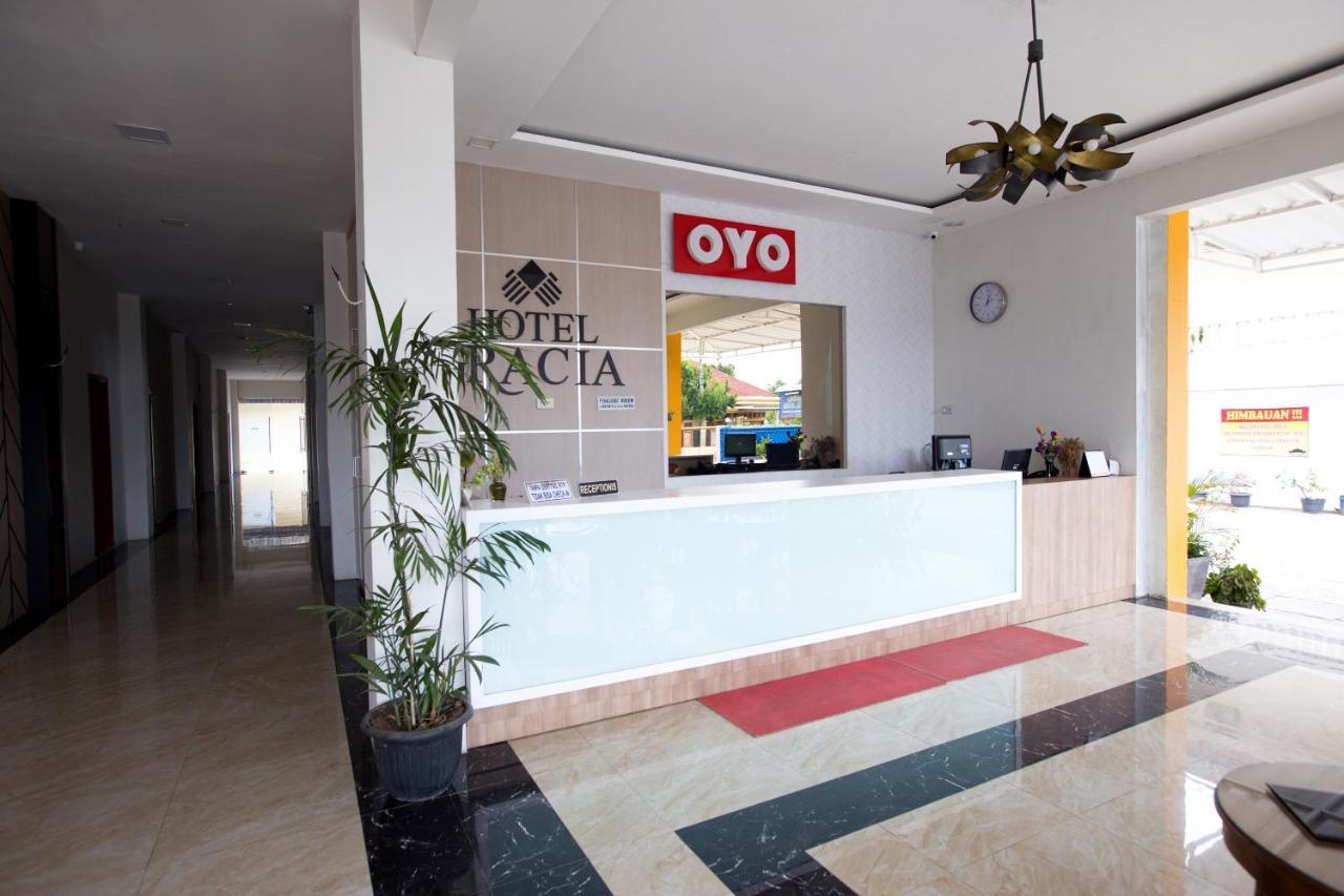 Oyo 3207 Hotel Gracia Bandar Lampung Exterior photo