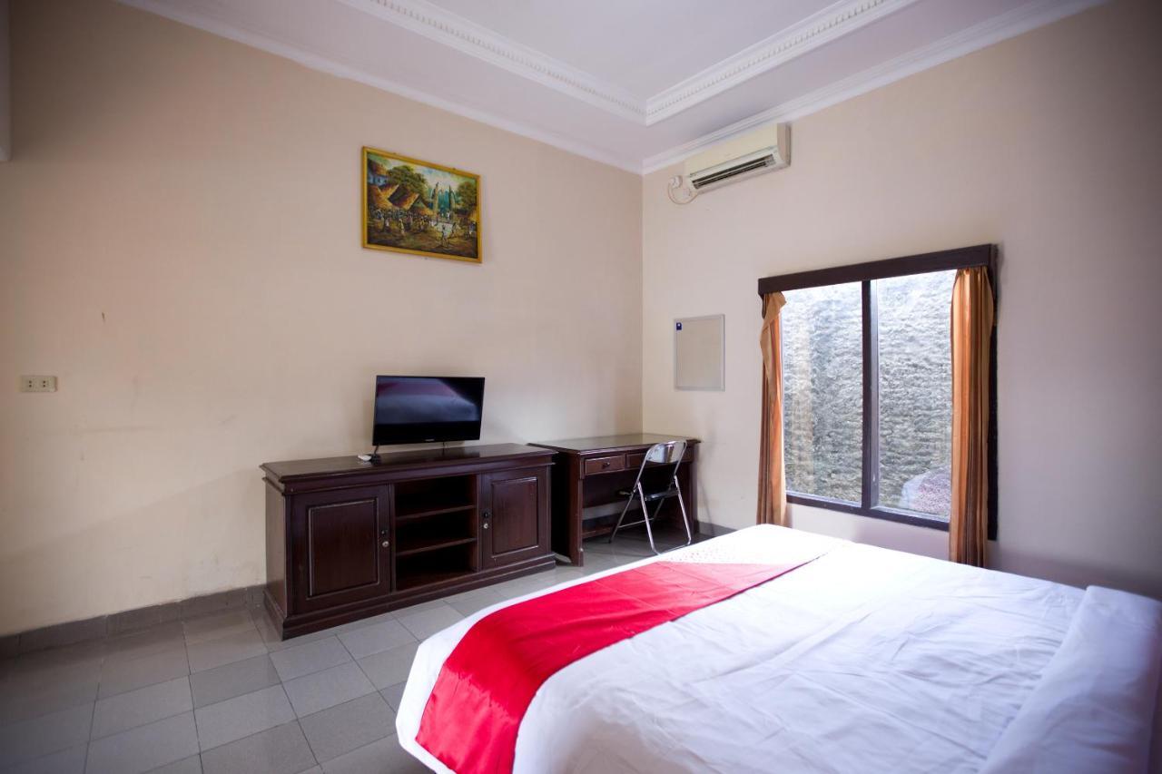 Oyo 3207 Hotel Gracia Bandar Lampung Exterior photo